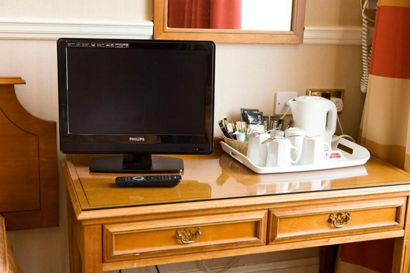 Ailsa Craig Hotel Единбург Стая снимка