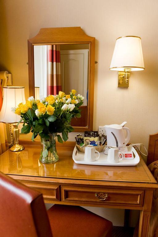 Ailsa Craig Hotel Единбург Стая снимка